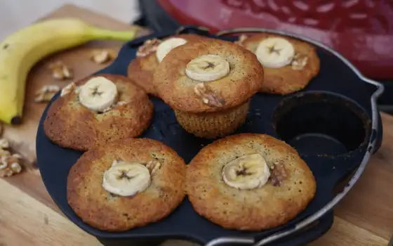 Bananen-Nuss-Muffins - saftig, einfach und voller Aroma